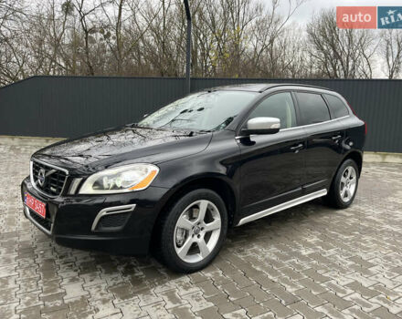 Черный Вольво ХС60, объемом двигателя 2.4 л и пробегом 241 тыс. км за 15450 $, фото 1 на Automoto.ua
