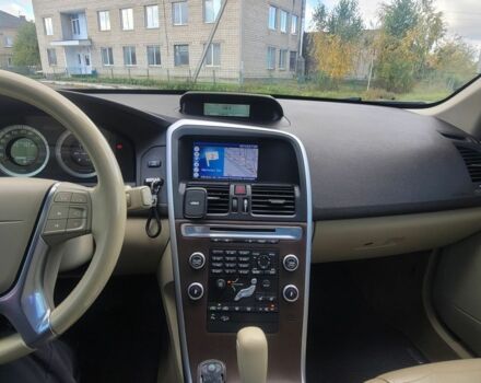 Черный Вольво ХС60, объемом двигателя 0 л и пробегом 272 тыс. км за 10107 $, фото 4 на Automoto.ua