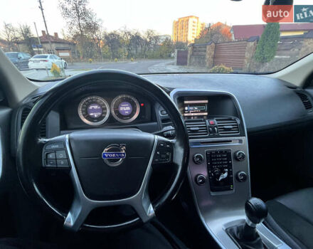 Черный Вольво ХС60, объемом двигателя 1.98 л и пробегом 208 тыс. км за 13500 $, фото 12 на Automoto.ua