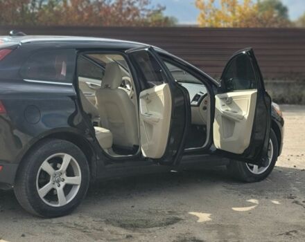 Черный Вольво ХС60, объемом двигателя 0 л и пробегом 272 тыс. км за 10107 $, фото 15 на Automoto.ua