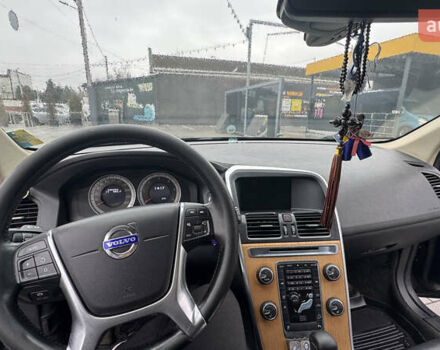 Чорний Вольво ХС60, об'ємом двигуна 2.4 л та пробігом 297 тис. км за 16500 $, фото 6 на Automoto.ua