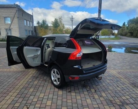 Черный Вольво ХС60, объемом двигателя 0 л и пробегом 272 тыс. км за 10107 $, фото 8 на Automoto.ua