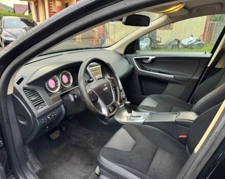 Черный Вольво ХС60, объемом двигателя 2 л и пробегом 191 тыс. км за 8500 $, фото 8 на Automoto.ua