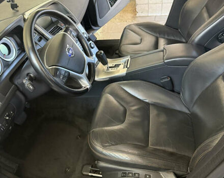 Чорний Вольво ХС60, об'ємом двигуна 2.4 л та пробігом 177 тис. км за 15200 $, фото 5 на Automoto.ua