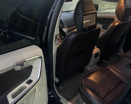 Вольво ХС60 2012 в Черновцах на Automoto.ua Черный Вольво ХС60, объемом двигателя 2.4 л и пробегом 265 тыс. км за 15950 $, фото 5 на Automoto.ua