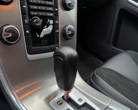 Черный Вольво ХС60, объемом двигателя 2 л и пробегом 191 тыс. км за 8500 $, фото 16 на Automoto.ua