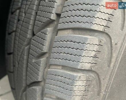 Чорний Вольво ХС60, об'ємом двигуна 2.4 л та пробігом 190 тис. км за 17995 $, фото 38 на Automoto.ua