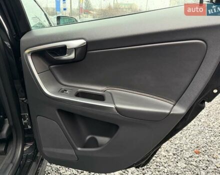 Черный Вольво ХС60, объемом двигателя 1.97 л и пробегом 230 тыс. км за 17000 $, фото 26 на Automoto.ua