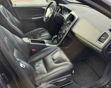 Черный Вольво ХС60, объемом двигателя 2.4 л и пробегом 190 тыс. км за 16500 $, фото 4 на Automoto.ua