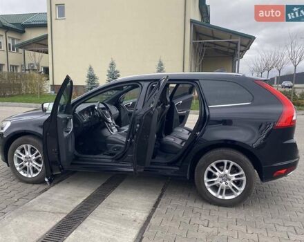 Чорний Вольво ХС60, об'ємом двигуна 2.4 л та пробігом 190 тис. км за 17995 $, фото 13 на Automoto.ua