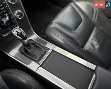 Черный Вольво ХС60, объемом двигателя 1.97 л и пробегом 230 тыс. км за 17000 $, фото 32 на Automoto.ua