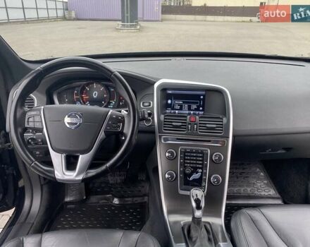 Чорний Вольво ХС60, об'ємом двигуна 2.4 л та пробігом 190 тис. км за 17995 $, фото 15 на Automoto.ua