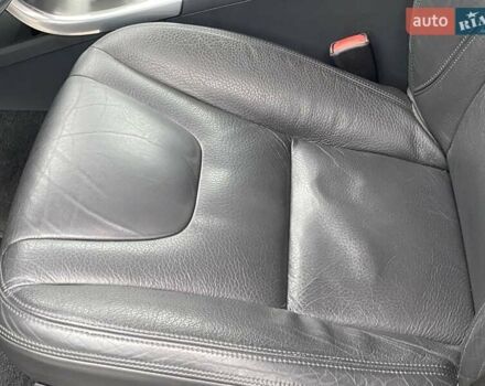 Чорний Вольво ХС60, об'ємом двигуна 2.4 л та пробігом 190 тис. км за 17995 $, фото 21 на Automoto.ua