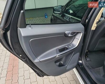 Вольво ХС60 2013 в Хмельницком на Automoto.ua Черный Вольво ХС60, объемом двигателя 2.4 л и пробегом 327 тыс. км за 16500 $, фото 18 на Automoto.ua