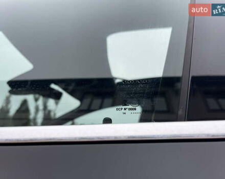 Чорний Вольво ХС60, об'ємом двигуна 2 л та пробігом 207 тис. км за 16900 $, фото 37 на Automoto.ua