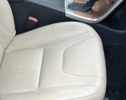 Чорний Вольво ХС60, об'ємом двигуна 2.4 л та пробігом 201 тис. км за 24600 $, фото 29 на Automoto.ua