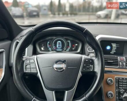 Чорний Вольво ХС60, об'ємом двигуна 2.4 л та пробігом 201 тис. км за 24600 $, фото 47 на Automoto.ua