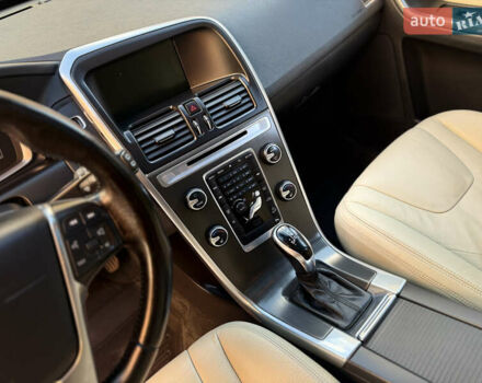 Черный Вольво ХС60, объемом двигателя 2.4 л и пробегом 234 тыс. км за 18799 $, фото 121 на Automoto.ua