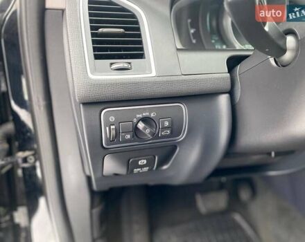 Чорний Вольво ХС60, об'ємом двигуна 2 л та пробігом 301 тис. км за 12900 $, фото 14 на Automoto.ua