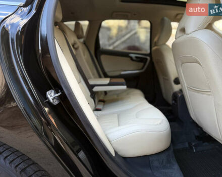 Черный Вольво ХС60, объемом двигателя 2.4 л и пробегом 234 тыс. км за 18799 $, фото 148 на Automoto.ua