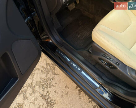Черный Вольво ХС60, объемом двигателя 2.4 л и пробегом 234 тыс. км за 18799 $, фото 114 на Automoto.ua