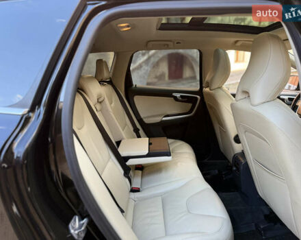 Черный Вольво ХС60, объемом двигателя 2.4 л и пробегом 234 тыс. км за 18799 $, фото 149 на Automoto.ua