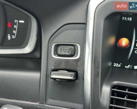 Чорний Вольво ХС60, об'ємом двигуна 2.4 л та пробігом 201 тис. км за 24600 $, фото 41 на Automoto.ua