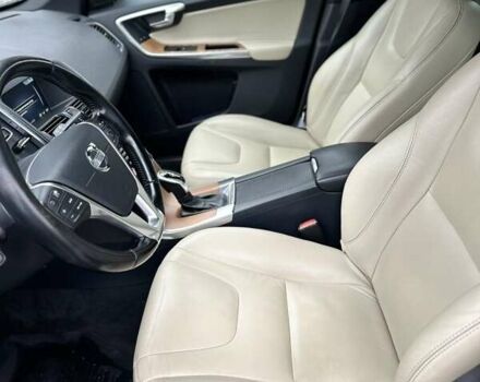 Чорний Вольво ХС60, об'ємом двигуна 2.4 л та пробігом 201 тис. км за 24600 $, фото 20 на Automoto.ua