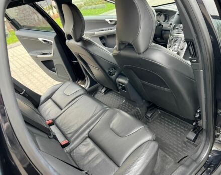 Чорний Вольво ХС60, об'ємом двигуна 2.4 л та пробігом 190 тис. км за 18175 $, фото 7 на Automoto.ua