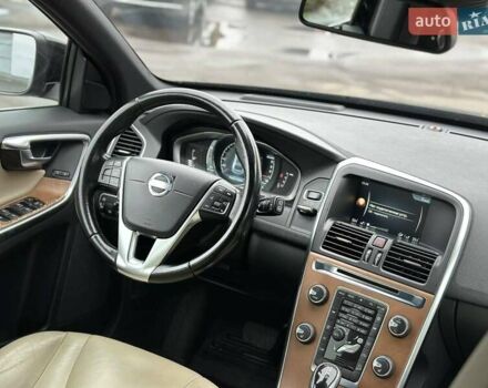 Чорний Вольво ХС60, об'ємом двигуна 2.4 л та пробігом 201 тис. км за 24600 $, фото 35 на Automoto.ua