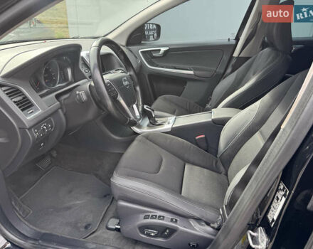 Черный Вольво ХС60, объемом двигателя 2 л и пробегом 246 тыс. км за 12200 $, фото 15 на Automoto.ua