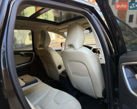 Черный Вольво ХС60, объемом двигателя 2.4 л и пробегом 234 тыс. км за 18799 $, фото 145 на Automoto.ua