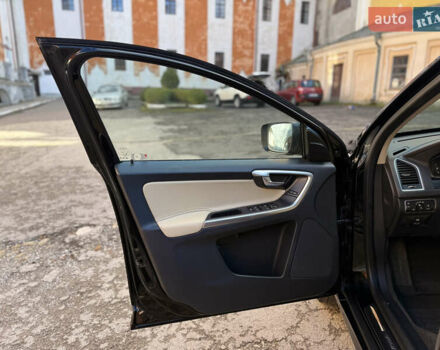 Черный Вольво ХС60, объемом двигателя 2.4 л и пробегом 234 тыс. км за 18799 $, фото 113 на Automoto.ua