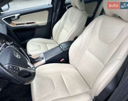 Чорний Вольво ХС60, об'ємом двигуна 2.4 л та пробігом 201 тис. км за 24600 $, фото 21 на Automoto.ua