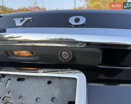 Чорний Вольво ХС60, об'ємом двигуна 2 л та пробігом 285 тис. км за 18999 $, фото 63 на Automoto.ua