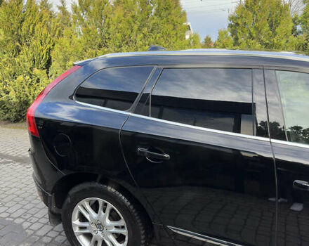 Чорний Вольво ХС60, об'ємом двигуна 2.5 л та пробігом 220 тис. км за 21000 $, фото 4 на Automoto.ua