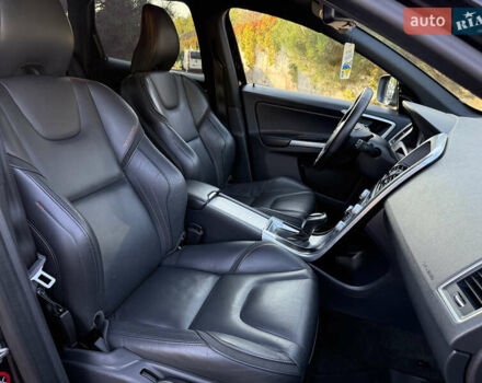 Чорний Вольво ХС60, об'ємом двигуна 2 л та пробігом 285 тис. км за 18999 $, фото 40 на Automoto.ua