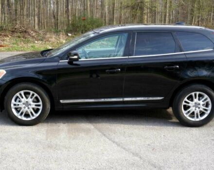 Черный Вольво ХС60, объемом двигателя 2.5 л и пробегом 77 тыс. км за 9000 $, фото 2 на Automoto.ua