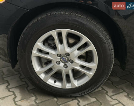 Чорний Вольво ХС60, об'ємом двигуна 2 л та пробігом 280 тис. км за 13500 $, фото 13 на Automoto.ua