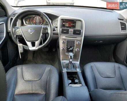 Чорний Вольво ХС60, об'ємом двигуна 2 л та пробігом 113 тис. км за 2900 $, фото 7 на Automoto.ua