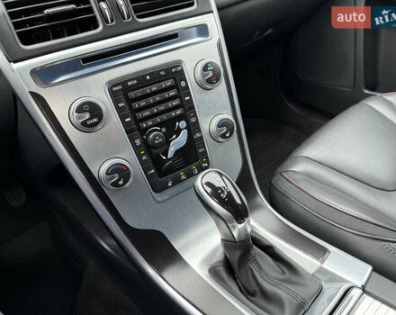 Черный Вольво ХС60, объемом двигателя 2 л и пробегом 285 тыс. км за 18999 $, фото 57 на Automoto.ua