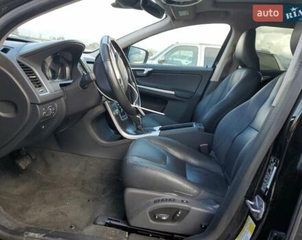 Чорний Вольво ХС60, об'ємом двигуна 2 л та пробігом 113 тис. км за 2900 $, фото 6 на Automoto.ua