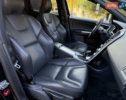 Чорний Вольво ХС60, об'ємом двигуна 2 л та пробігом 285 тис. км за 18999 $, фото 41 на Automoto.ua