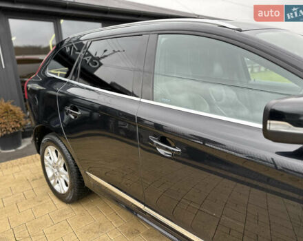 Черный Вольво ХС60, объемом двигателя 2 л и пробегом 264 тыс. км за 10900 $, фото 4 на Automoto.ua
