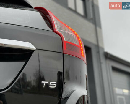 Чорний Вольво ХС60, об'ємом двигуна 2 л та пробігом 280 тис. км за 13500 $, фото 11 на Automoto.ua