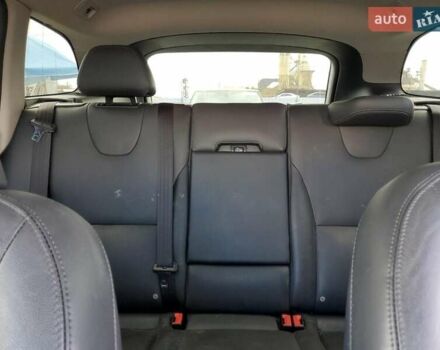 Чорний Вольво ХС60, об'ємом двигуна 2 л та пробігом 113 тис. км за 2900 $, фото 9 на Automoto.ua