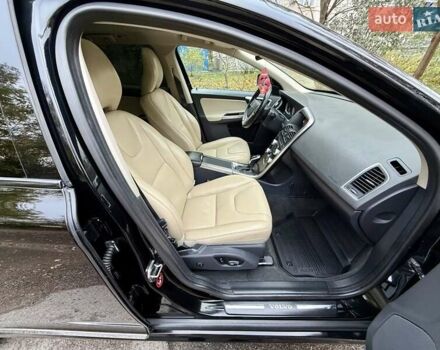 Черный Вольво ХС60, объемом двигателя 1.97 л и пробегом 190 тыс. км за 18900 $, фото 61 на Automoto.ua