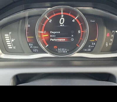 Черный Вольво ХС60, объемом двигателя 2.4 л и пробегом 171 тыс. км за 23500 $, фото 8 на Automoto.ua