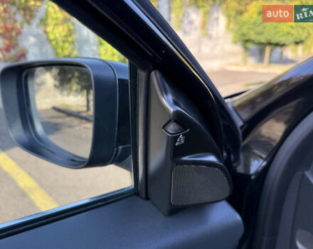 Чорний Вольво ХС60, об'ємом двигуна 2 л та пробігом 285 тис. км за 18999 $, фото 81 на Automoto.ua