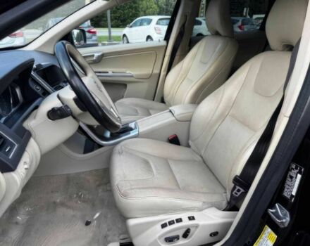 Черный Вольво ХС60, объемом двигателя 2 л и пробегом 70 тыс. км за 5100 $, фото 8 на Automoto.ua